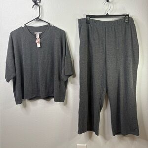 NWT-Victoria’s Secret XL Dark Grey Loungewear Set